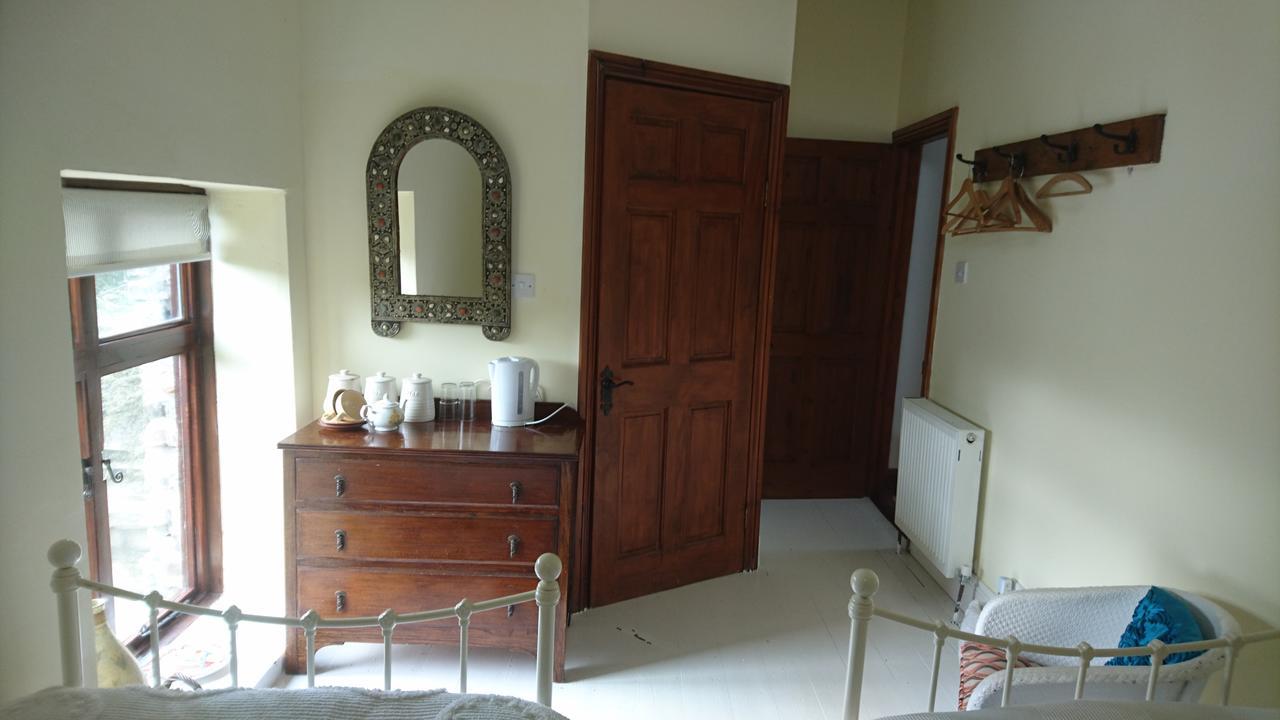 Middle Mill Bed & Breakfast Kidwelly Bagian luar foto