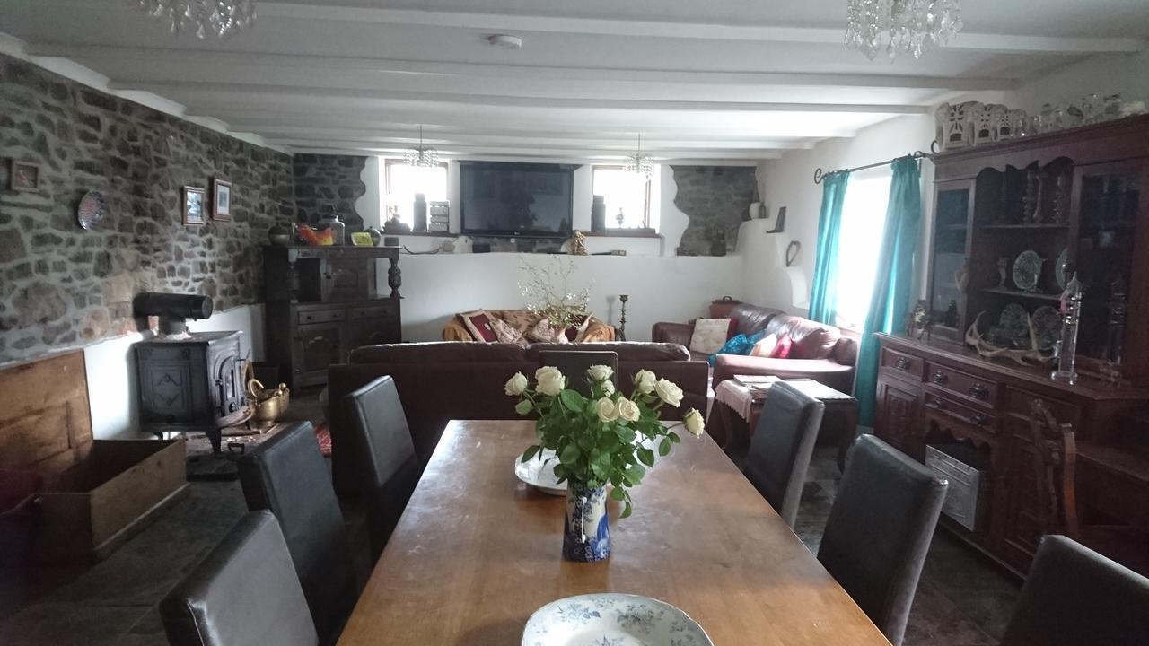 Middle Mill Bed & Breakfast Kidwelly Bagian luar foto
