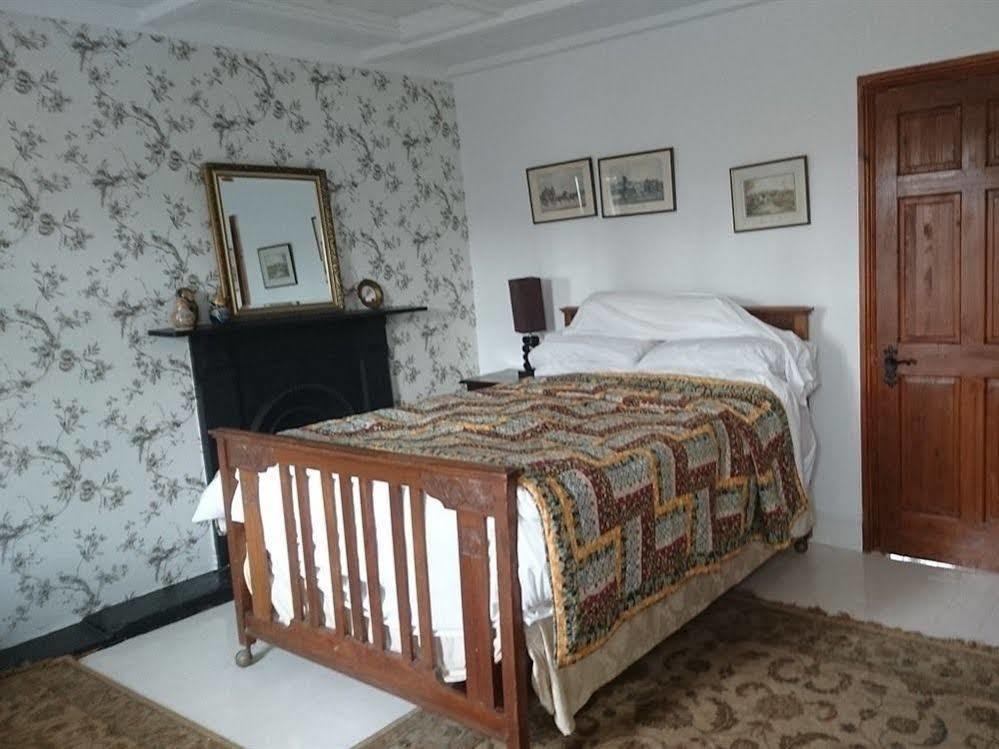 Middle Mill Bed & Breakfast Kidwelly Bagian luar foto