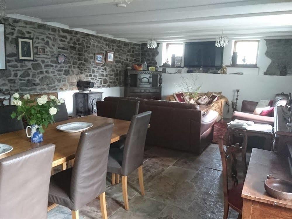 Middle Mill Bed & Breakfast Kidwelly Bagian luar foto